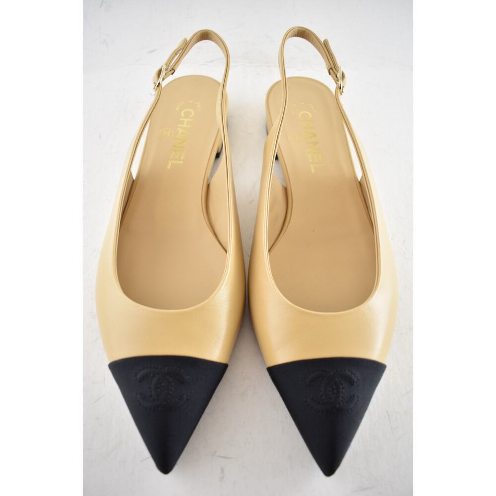 Chanel 24A Beige Leather Black CC Logo Coco Slingback Pointed Ballet Flat 41 - Picture 8 of 16